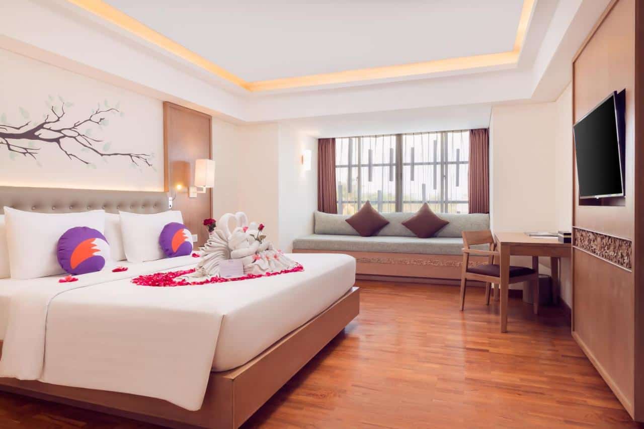 fox hotel bimbaran beach
