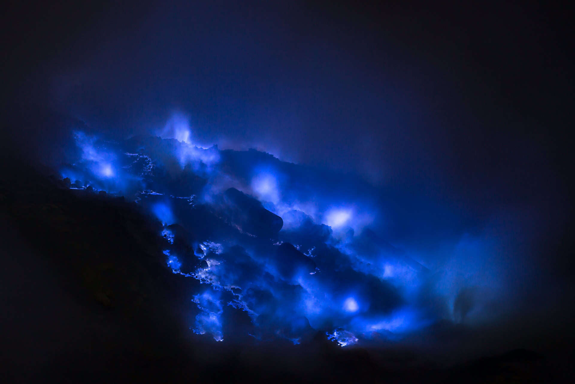 kawah ijen de nuit