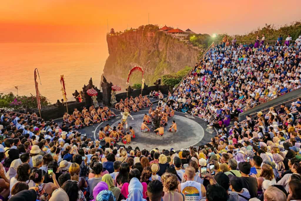 Spectacle de danse Kecak au temple d'Uluwatu
