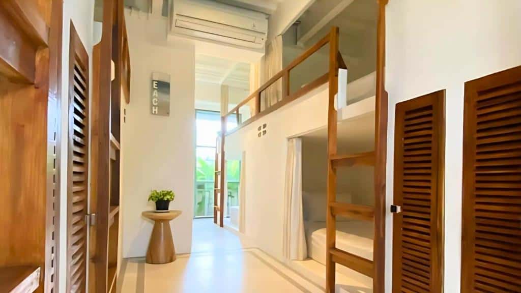 white penny hostel dormir seminyak