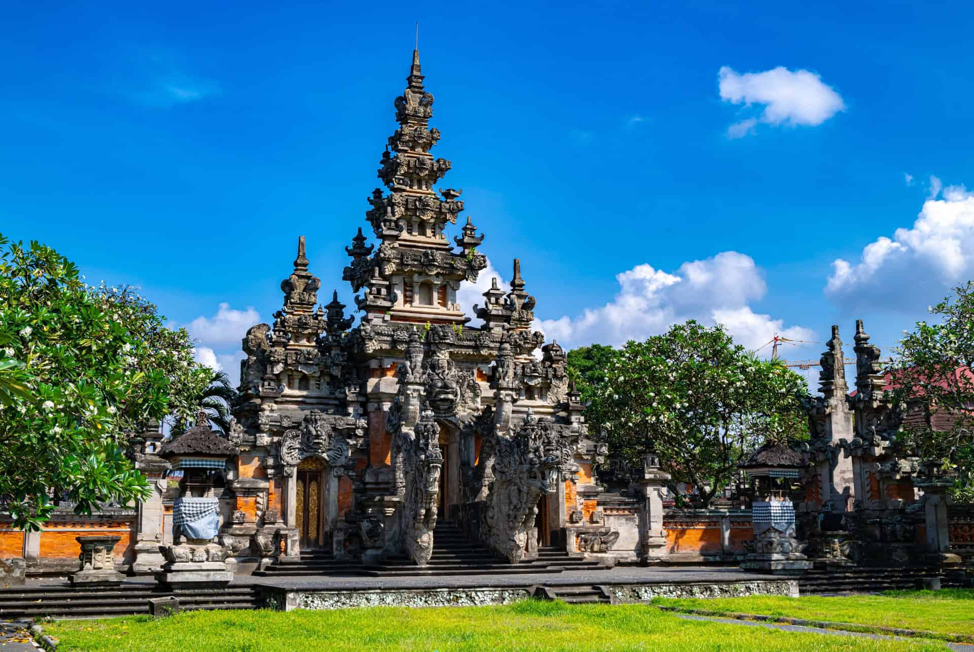 taman werdhi budaya art centre bali en 5 jours 