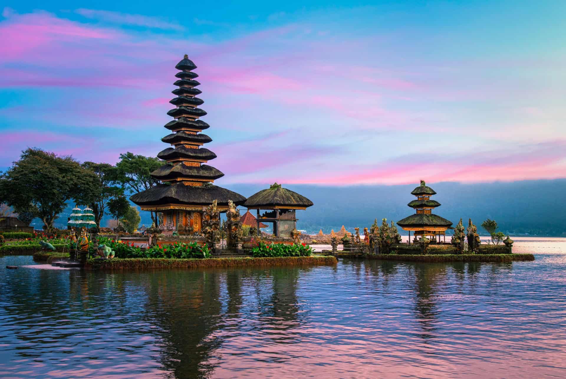 temple pura ulun danu bratan