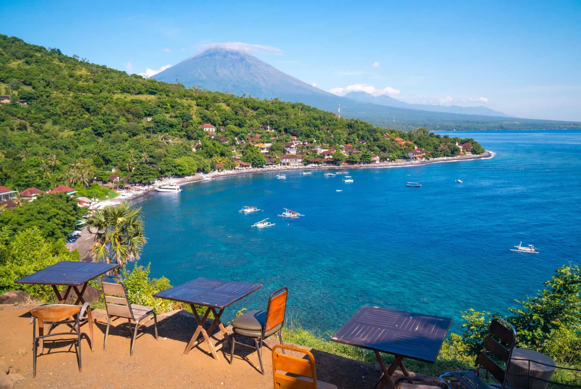 que faire a amed jemeluk bay que faire a amed jemeluk bay