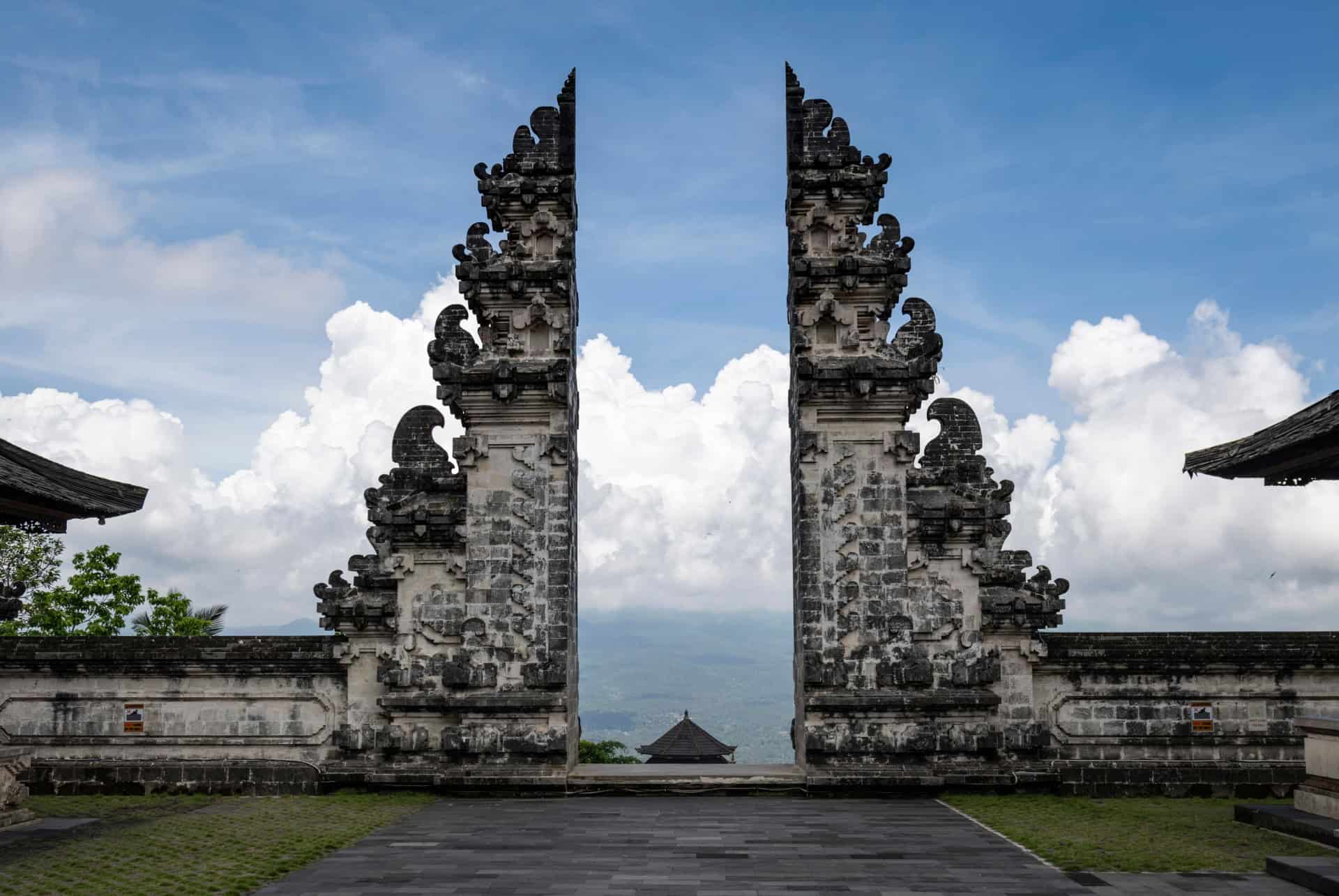 porte du paradis lempuyang