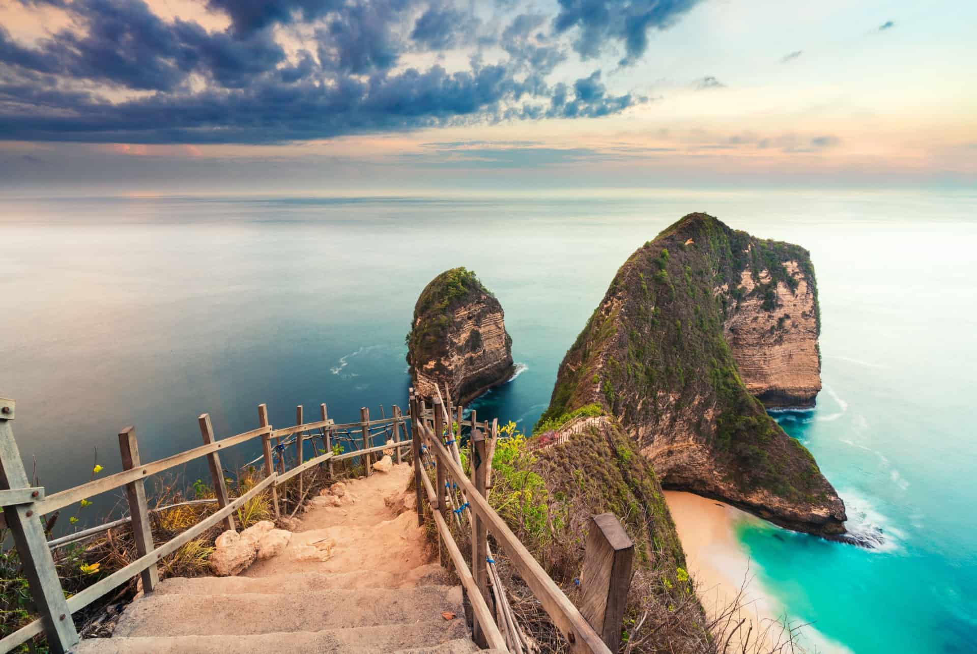 kelingking beach escaliers