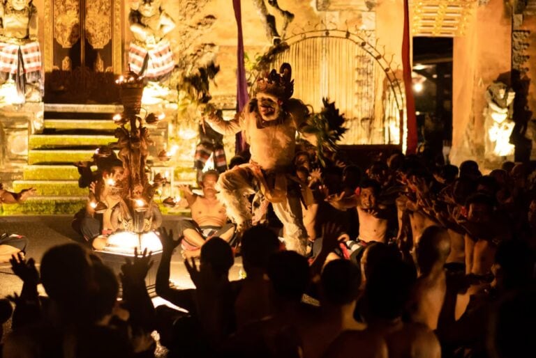 Billets pour un spectacle de danse du feu