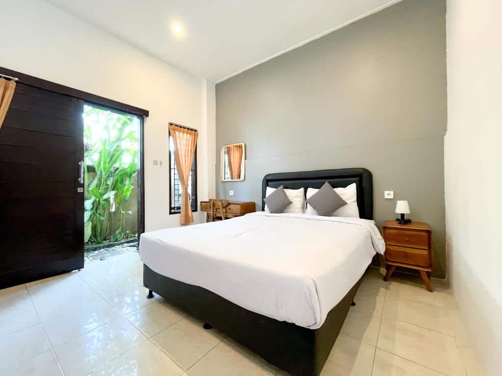 adi surya guest house legian