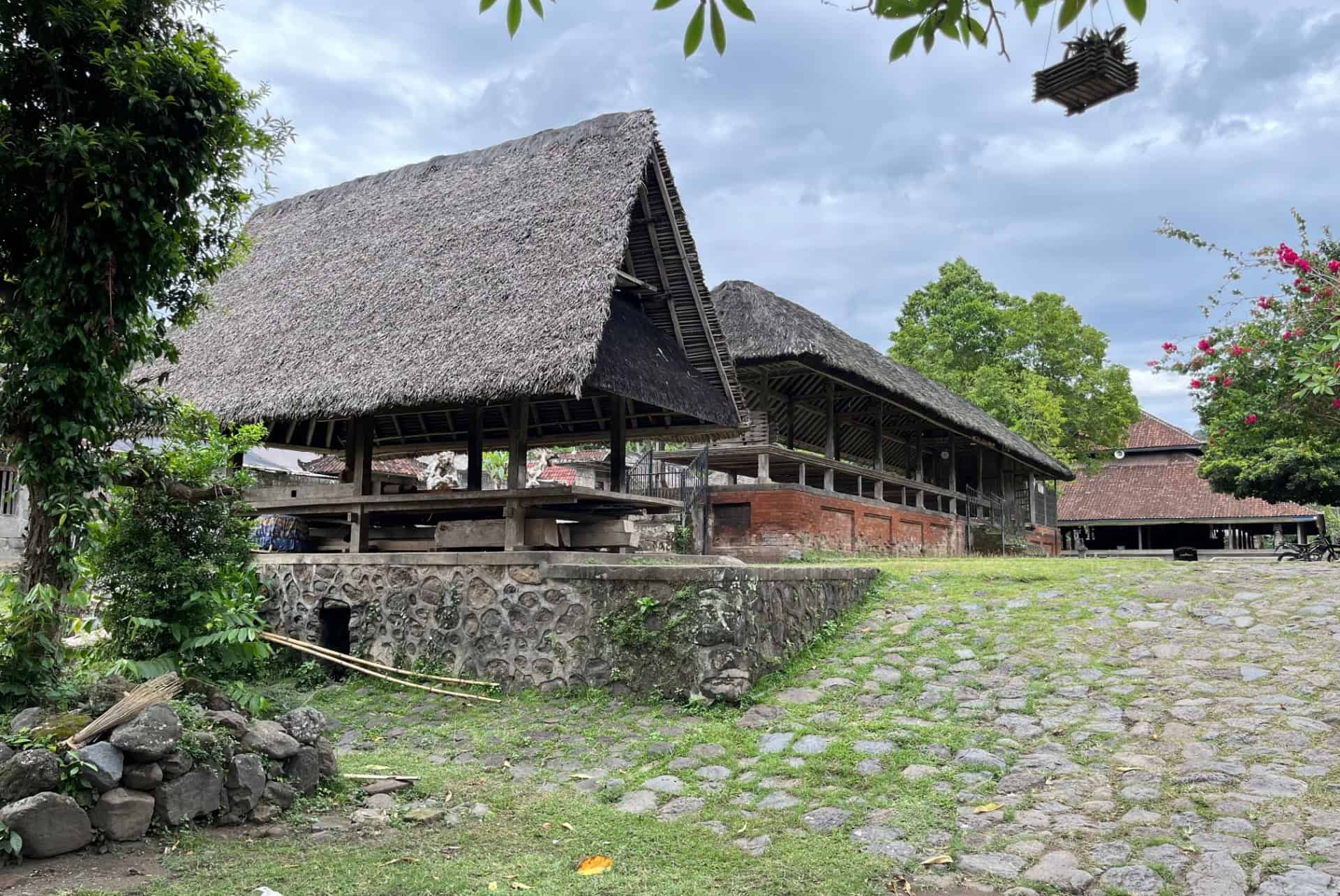 tenganan pegringsingan tenganan pegringsingan