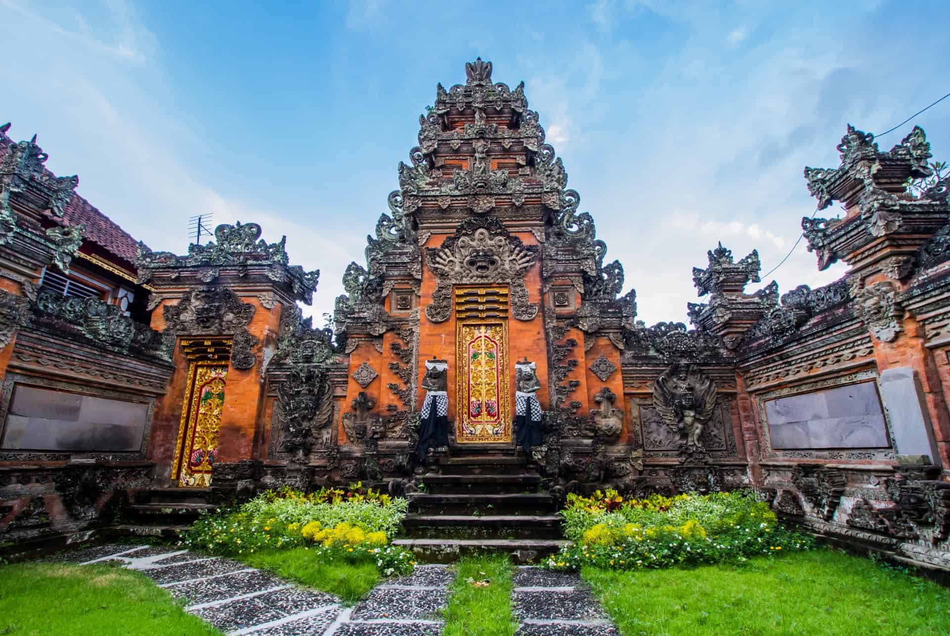 palais ubud portes palais ubud portes